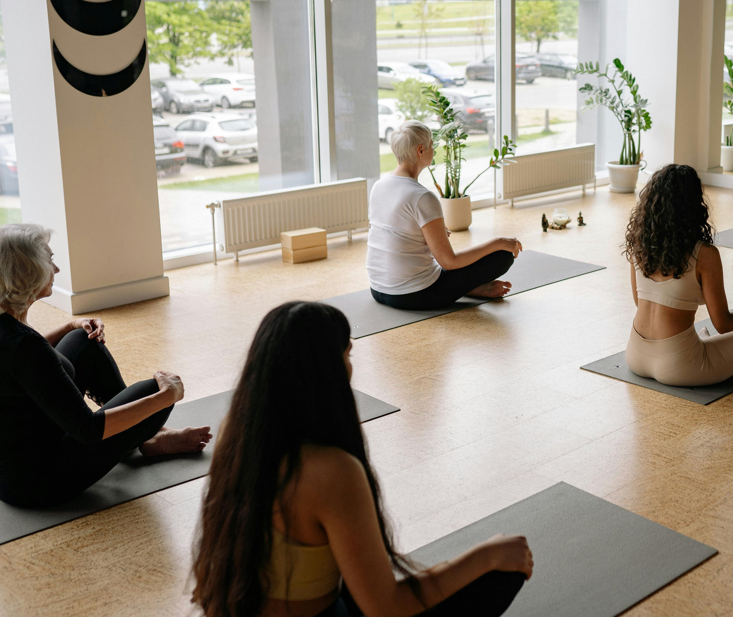 Atelier-en-entreprise-respiration-consciente_Therapies-corps-esprit-Sylvie-Friedlander-Contactez-nous